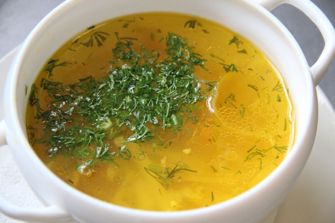 Thai Poulet Bouillon fir déi no der Dukan Diät
