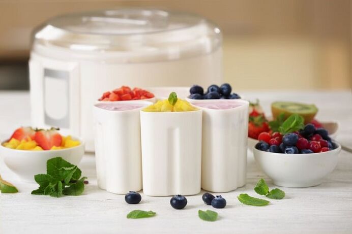 schlankend Uebst a Berry Yoghurt